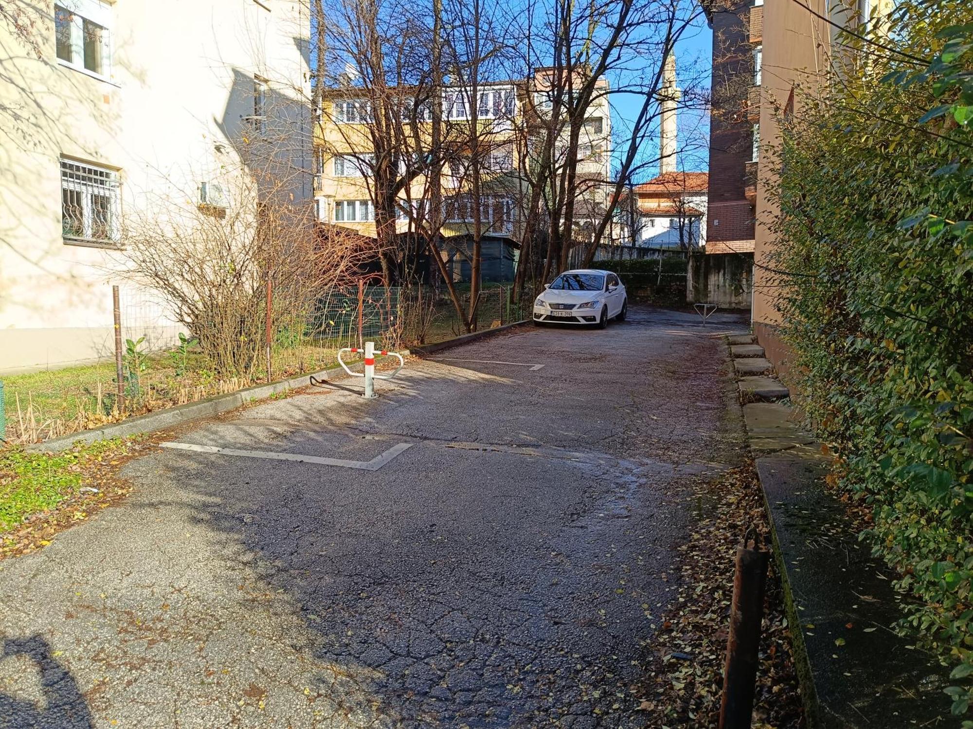 Luxapart Dzidzi City Centar Free Parking Szarajevó Kültér fotó